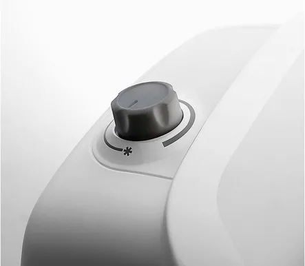 De'Longhi HVY1020.W Young Termoventilatore da Tavolo Verticale 2000 W protezione IP21 termostato regolabile colore Bianco